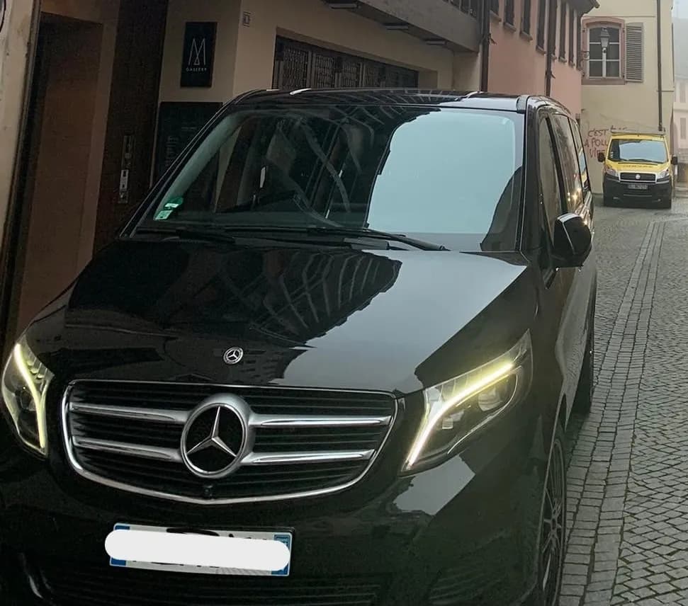 Van Mercedes Classe V VTC Strasbourg - StrasVan chauffeur privé 8 passagers + chauffeur